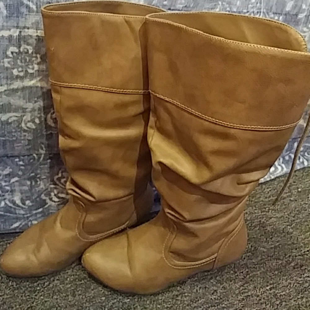 Knee high womens boots